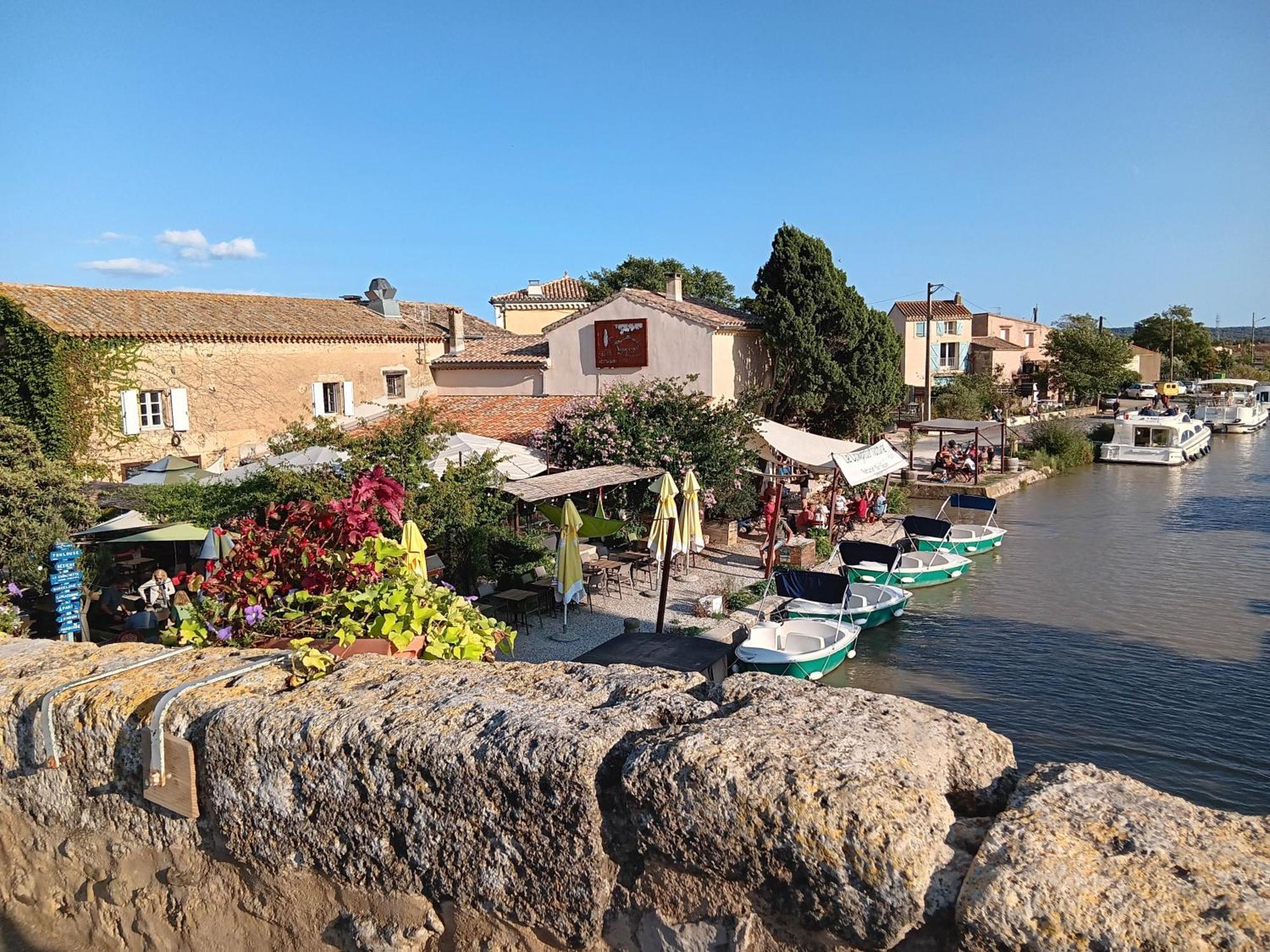 La Petite Romance - Gite 3 Etoiles Siran Bagian luar foto